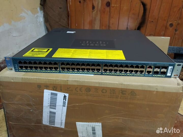 Коммутатор Cisco WS-C4948 CAT4948 48-10/100/1000