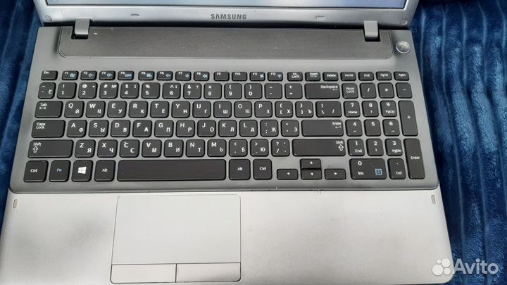 Ноутбук Samsung