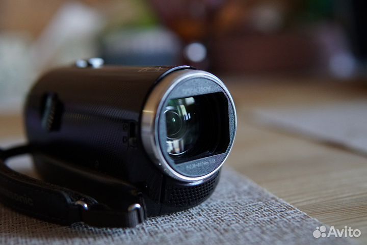 Видеокамера panasonic HC-V100