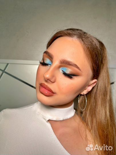 Нужна модель на макияж и прическу