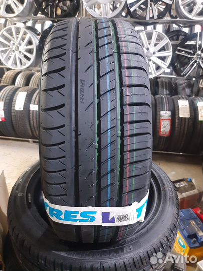 Viatti Strada Asimmetrico V-130 195/60 R15 88V