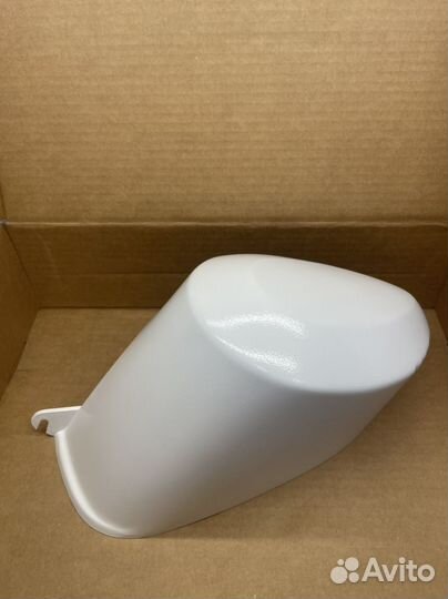 Колпак амортизатора VK540 левый белый