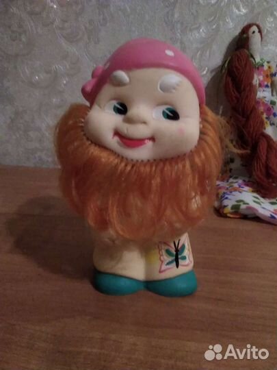 Резиновая игрушка Гном