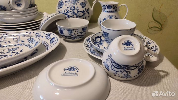 Чайный сервиз (Zwiebelmuster)