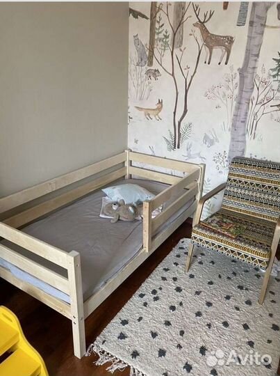 Красивая детская кроватка из массива Берëзы