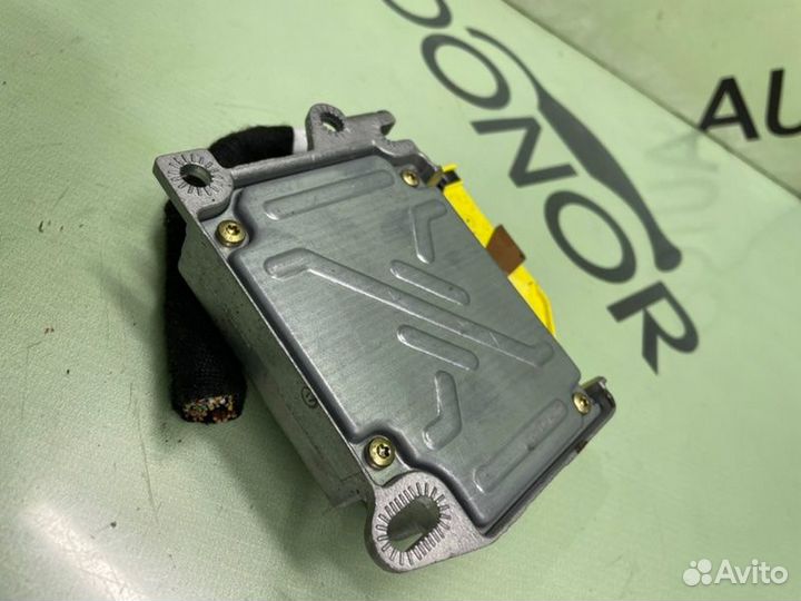 Блок управления SRS Volkswagen Touareg 7L дорест