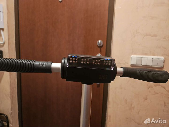 Самокат взрослый электрический бу