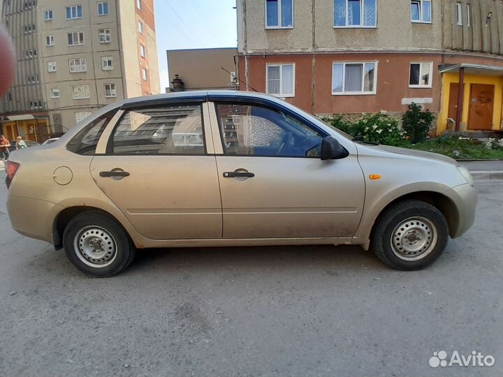 LADA Granta 1.6 МТ, 2013, 156 000 км