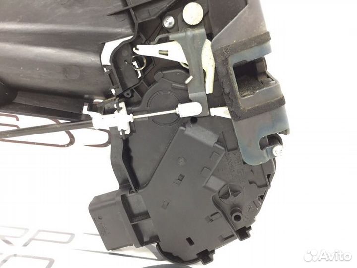 Замок двери передний правый Ford Focus 2 CB4 2010