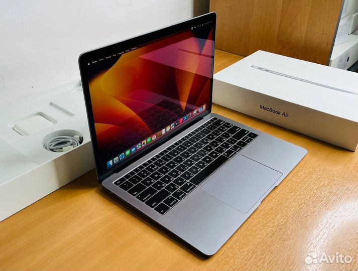 Macbook air 13 2019 retina (в идеале)