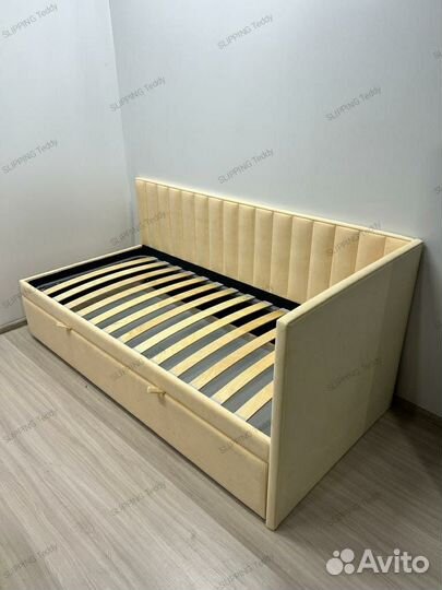 Детская кроватка мягкая