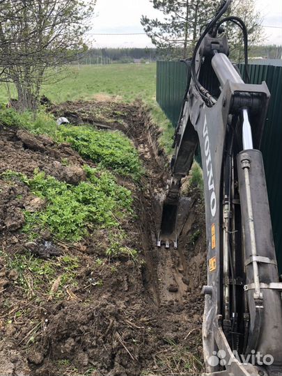 Экскаватор погрузчик,Раскорчевка участков дренаж