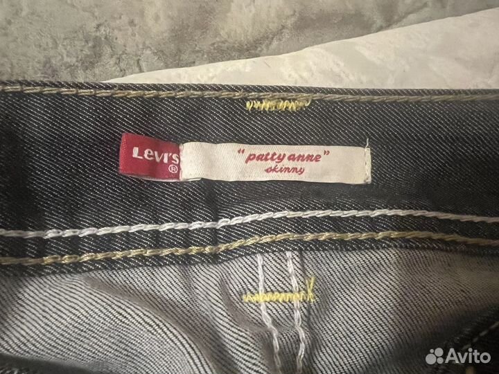Джинсы levis