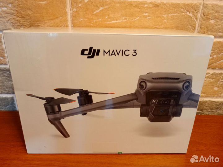 Квадрокоптер DJI Mavic 3 (only drone) новый