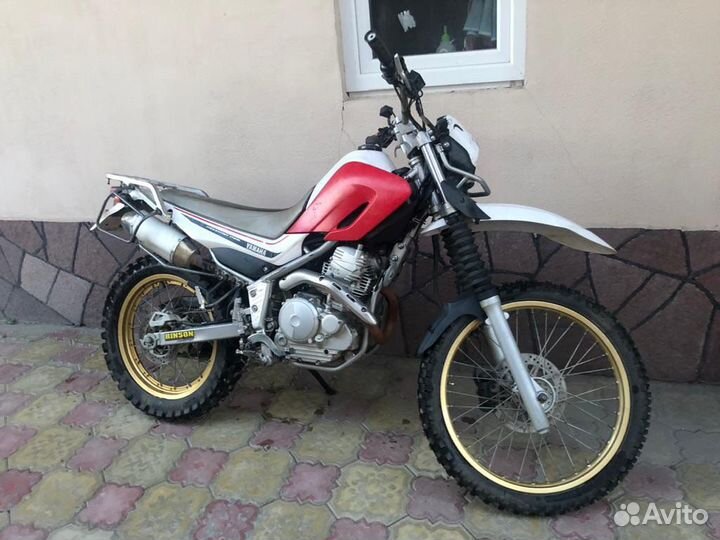 Мотоцикл yamaha serow 250