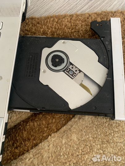 Ноутбук от sony vaio PCG-61B11V