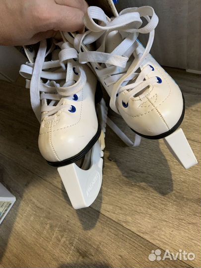 Коньки фигурные для девочки 29 р
