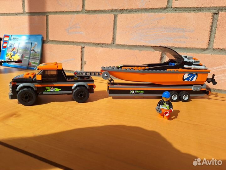 Катер джип лего