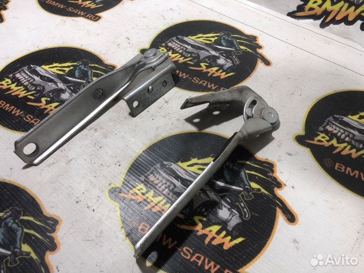 Петля капота Audi A4 B5 APS 2001