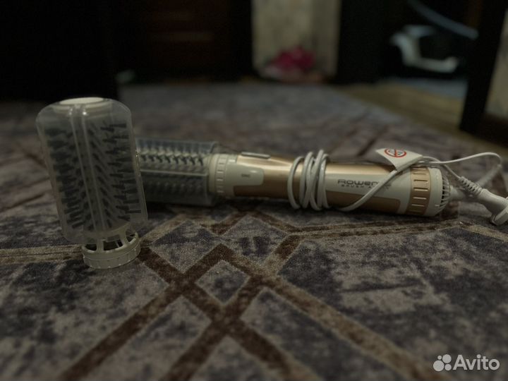 Вращающаяся фен-щетка Rowenta