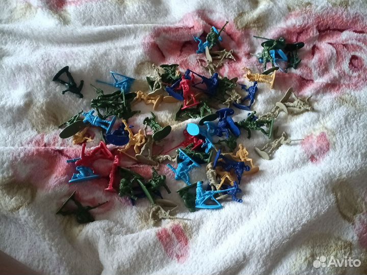 Играть в войнушку