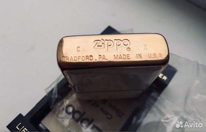 Zippo 208 с изображением корабля scrimshaw