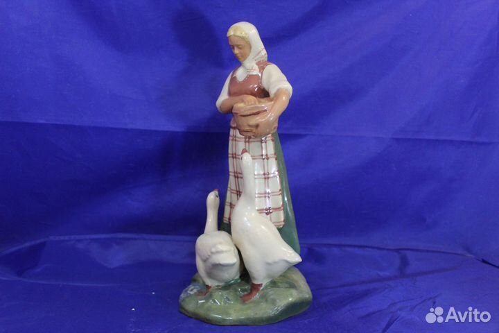 Супер Редкость антиквариат Статуэтка Гусятница Пти