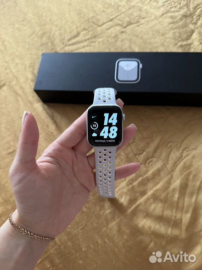 Apple watch 5 44mm nike+