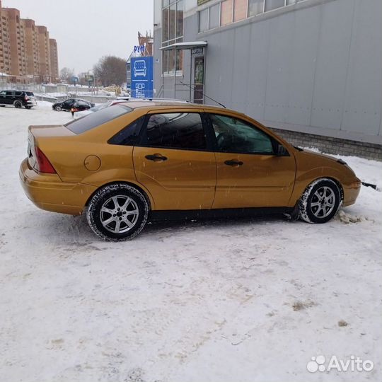 Ford Focus 2.0 AT, 2000, 236 000 км