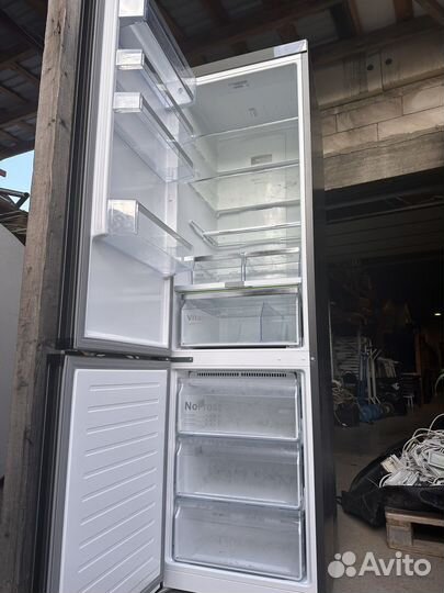 Холодильник Bosch Serie 6 VitaFresh Plus