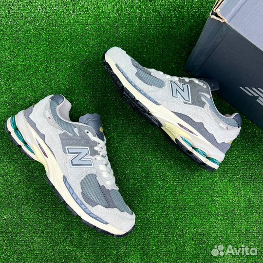 New Balance 2002R в цвете Grey