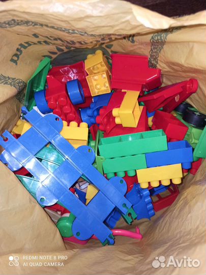 Конструктор пластиковый