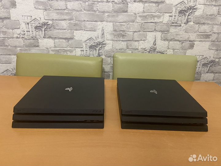 Sony playstation 4 pro 1tb (2 шт)