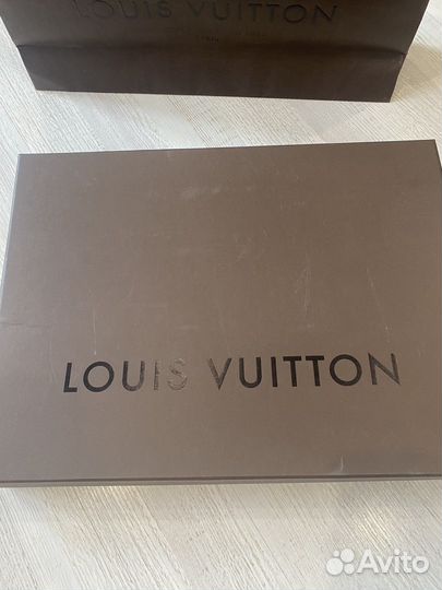 Брендовые пакеты коробки