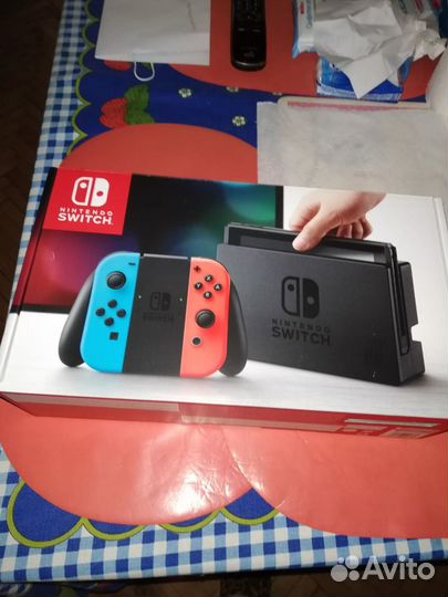 Коробки от игровых консолей, контроллеров, от lego