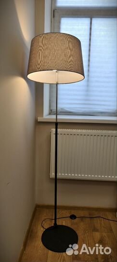 Торшер Maytoni Bergamo MOD613FL-01B