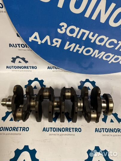 Коленвал Volkswagen Passat B3 1.8 026105101F