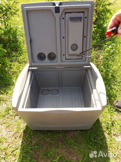 Холодильник для машины