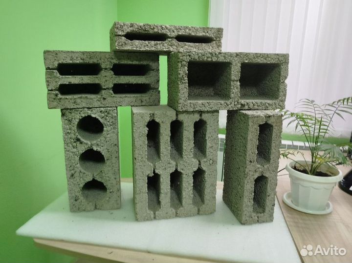 Керамзитобетонный блок полнотелый 1195 шт