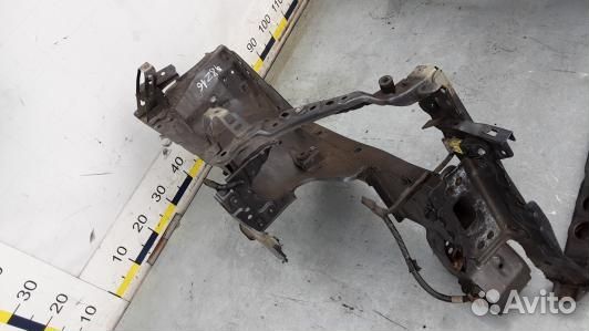 Передняя панель крепления облицовки (телевизор) to