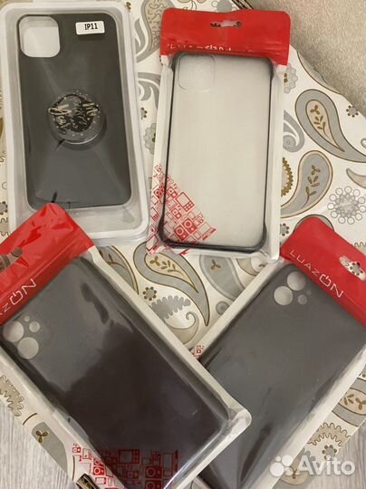 Чехлы на iPhone 11