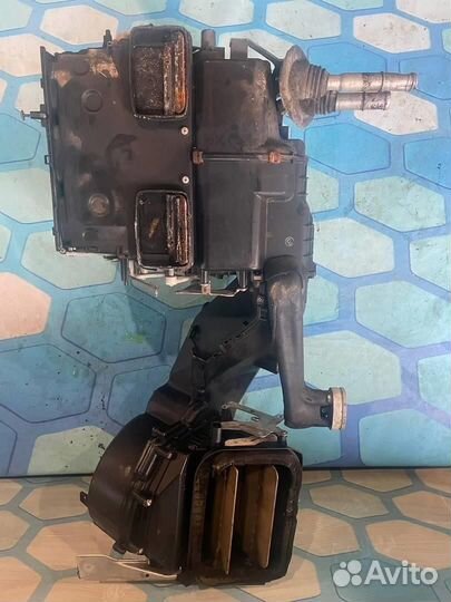 Корпус отопителя (печки ) 4b1820005D