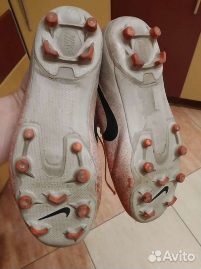 Футбольные бутсы nike mercurial