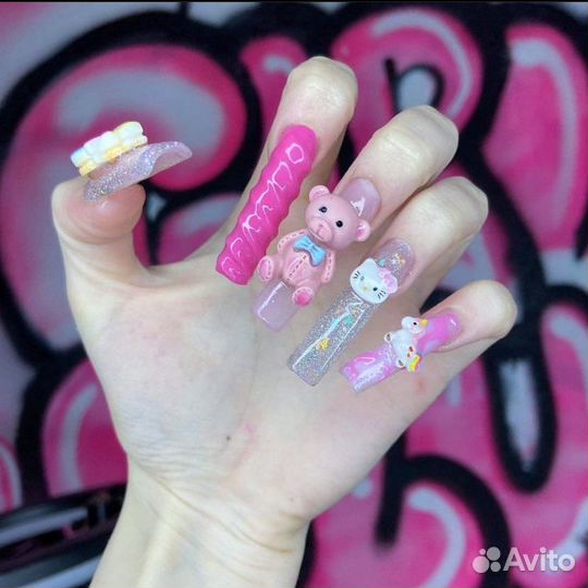 Маникюр, наращивание ногтей