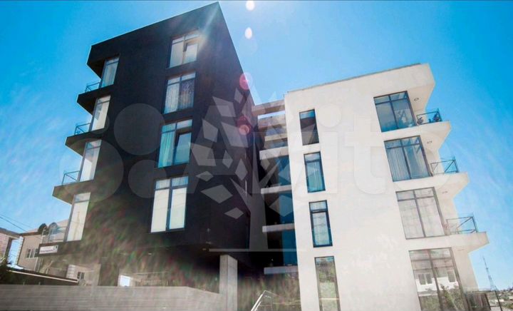 2-к. квартира, 40 м², 3/5 эт.