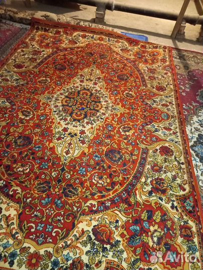 Ковер шерстяной