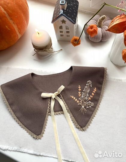 Воротничок детский с вышивкой новый