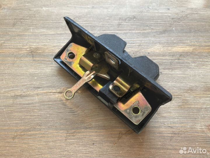 Замок двери багажника Renault Laguna 1993-2000
