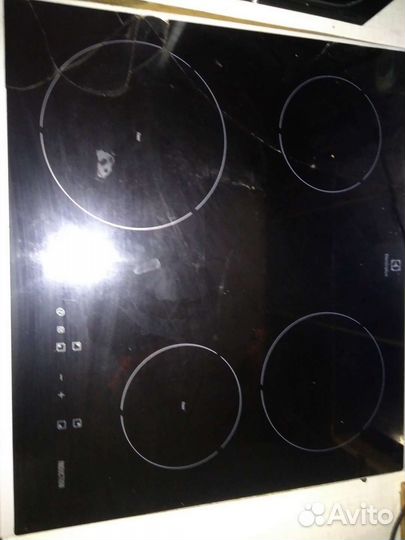 Варочная панель индукционная electrolux стекло