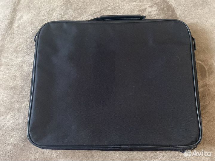 Сумка для ноутбука новая 15,6